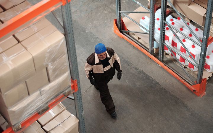 Stock adjustments: the most sensitive spot